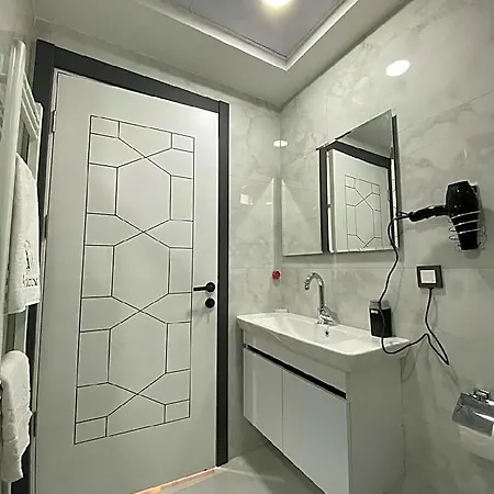 X Premium 5*